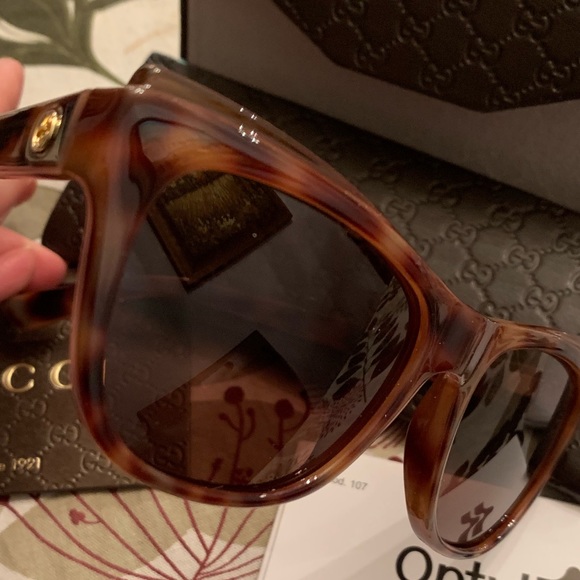 Authentic Gucci 52m oversized cat Optyl acetate leopard print sunglasses - Picture 6 of 15